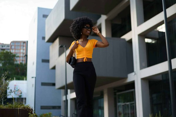 Crop top y2k : votre must-have chez y2k wearhouse